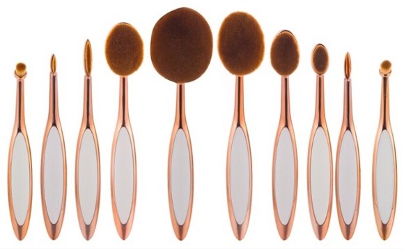 Beauty Experts Set of 10 Oval Beauty Brushes Vista Shops