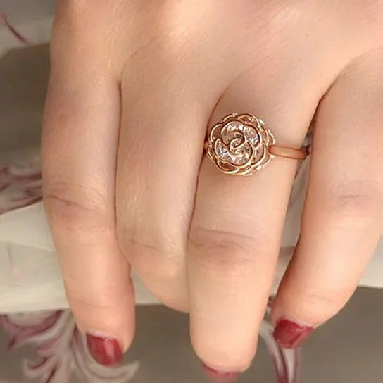 Rose Is A Rose Set of 4 or Rings In 18kt Rose Crystals In White Yellow And Rose Gold Plating Vista Shops