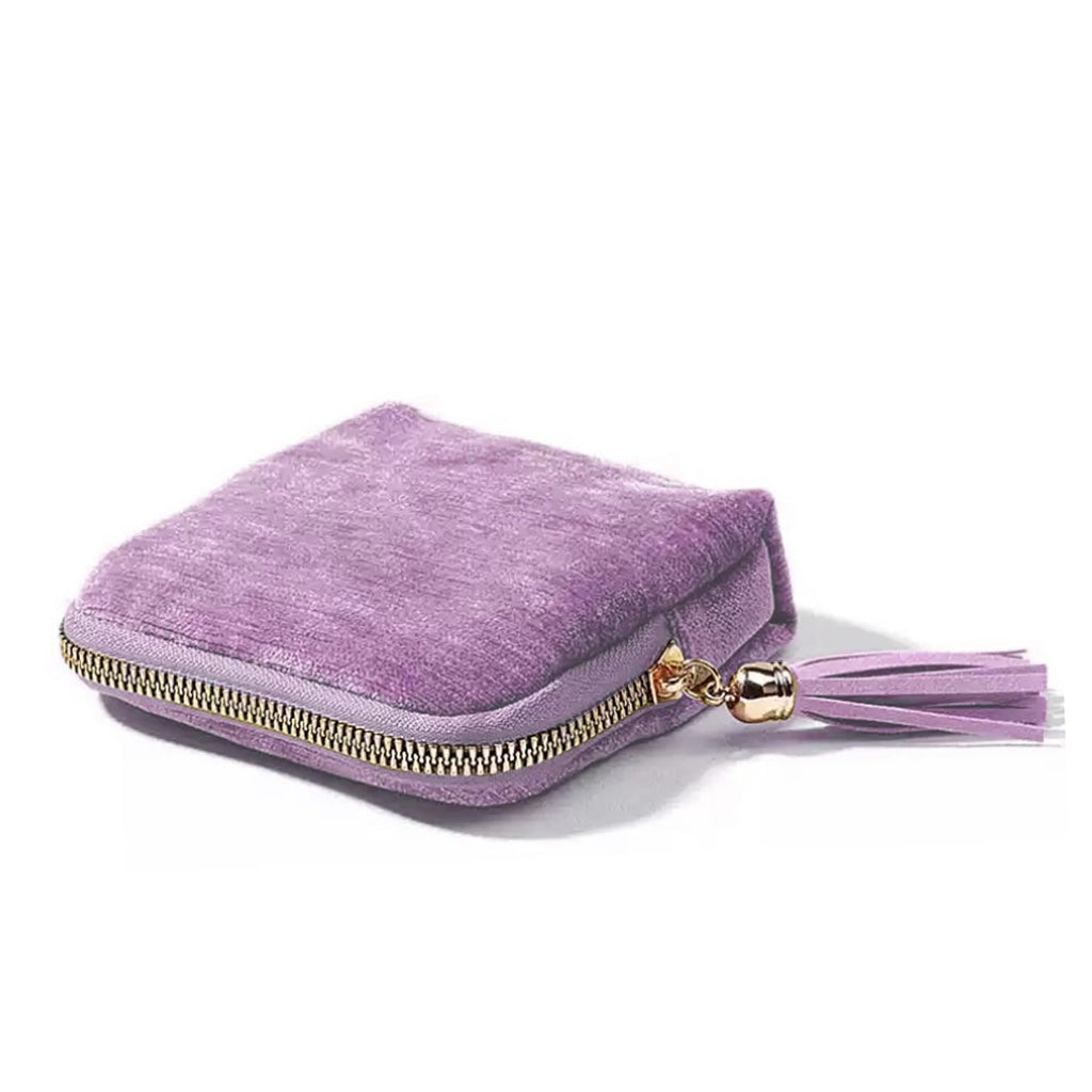 Velvetina Soft Velvet Tasseled Travel Jewelry Organizer with 6 Compartments for Rings, Necklaces and Bracelets Vista