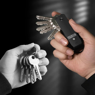 Pinpoint Key Manager Keychain + GPS Tracker Vista