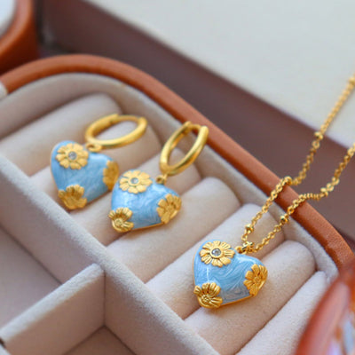 Paris Bleu Blooming Heart Jewelry Set Vista
