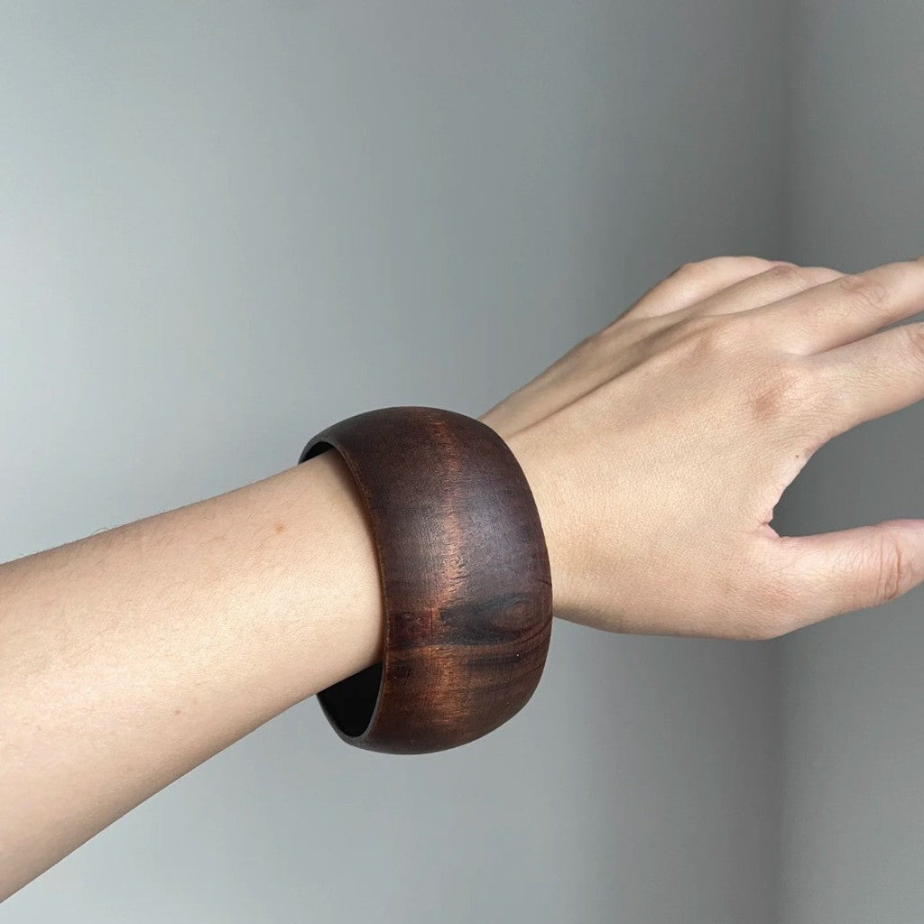 Terra Timeless Timber Necklace and Bangle Duo with Vintage Feel Vista