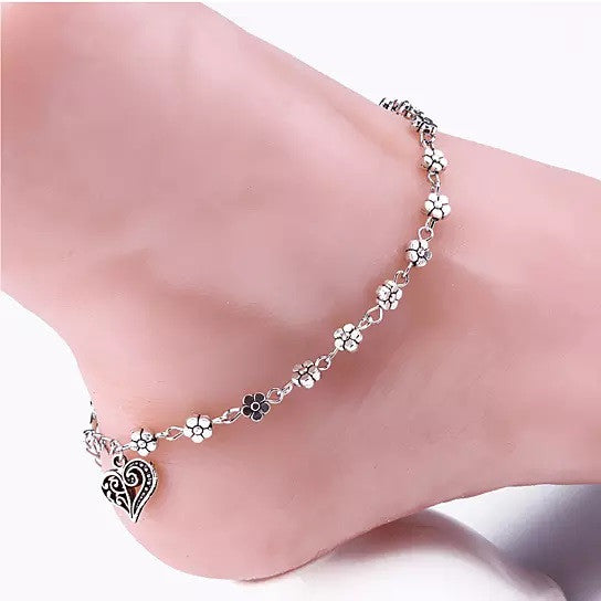 Lea Anklet With Vintage Style Heart and Flowers Vista Shops