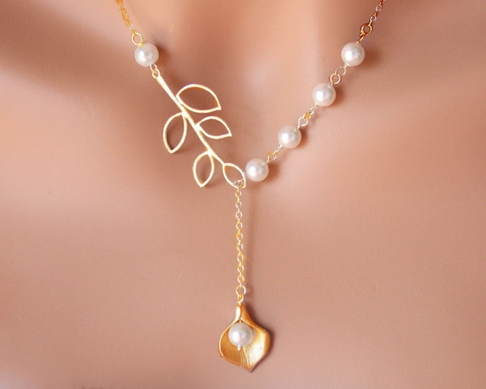 Pearly Lily Lariat Necklace in Sterling Silver and Real Pearl Vista Shops