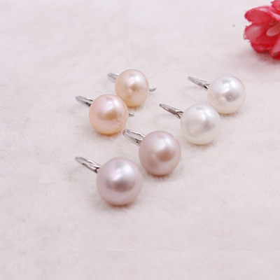 Moon in the Sky bright Pearl Earrings in Set of 3 Vista Shops